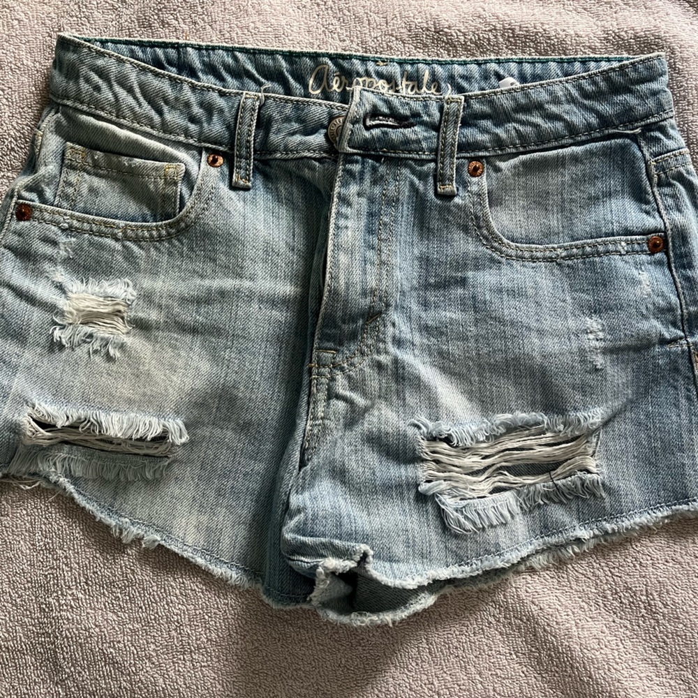 Aeropostale shorts: size 4